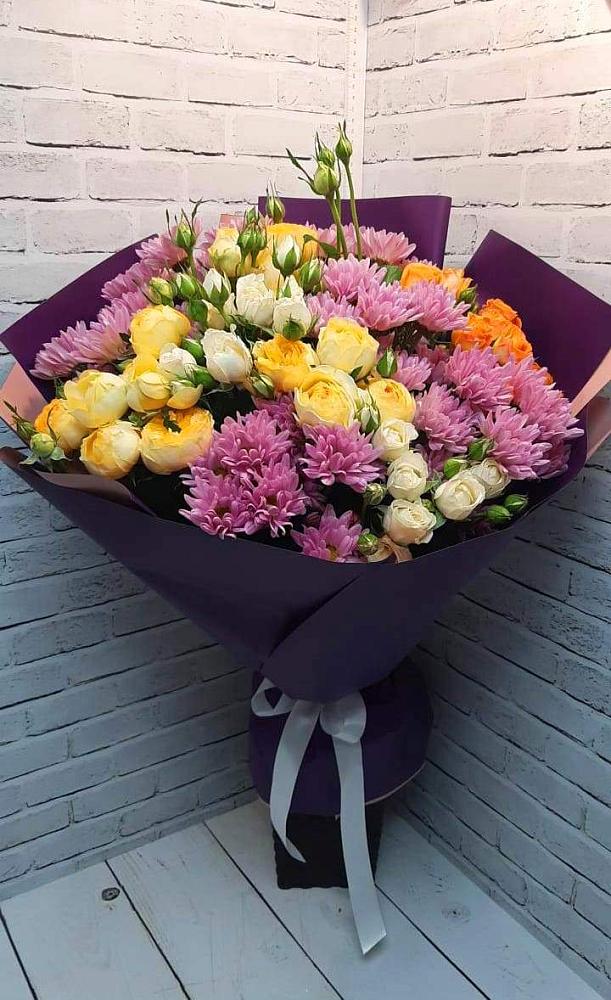 Букет цветов из: Хризантемы и Розы в Поселок Пансионата Полушкино