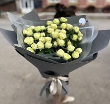 Букет Белые кустовые розы Солинеро в Поселок Пансионата Полушкино