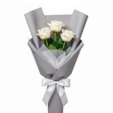 Букет 3 белые розы в Поселок Пансионата Полушкино