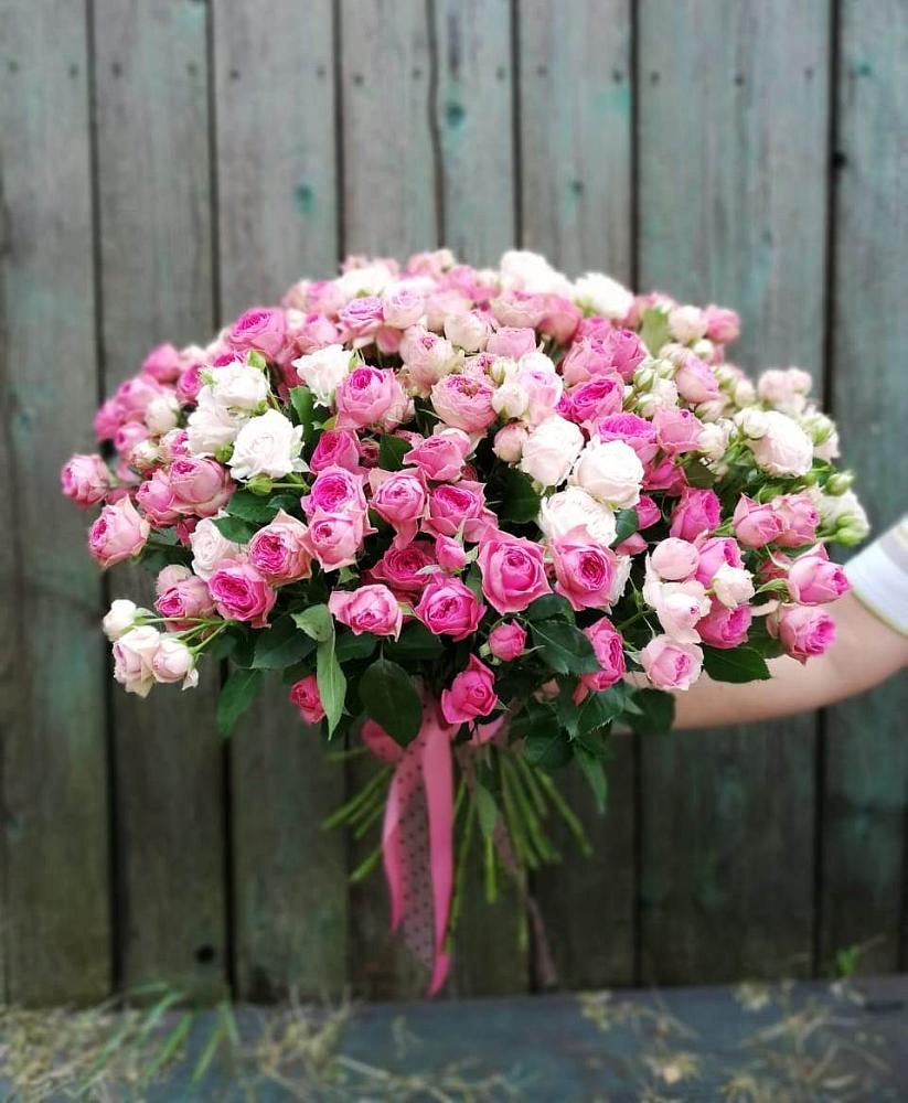 Букет Розовые кустовые розы Натали и Лав Лидия в Поселок Пансионата Полушкино