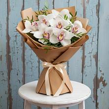 Букет цветов из:  Орхидеи и Розы в Поселок Пансионата Полушкино